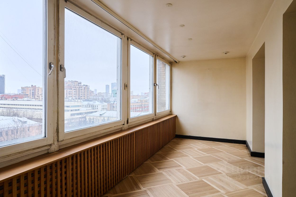 Продажа 3-комн квартиры на вторичном рынке Протопоповский переулок, 16