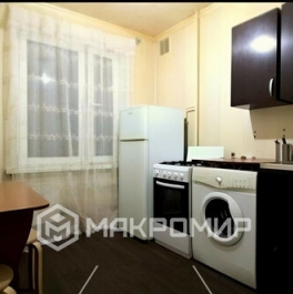 Аренда 1-комн квартиры на вторичном рынке Алтайская улица,  д. 10