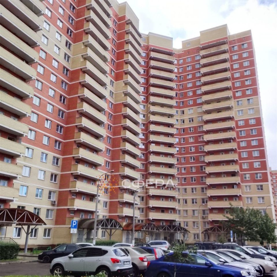 Продажа 2-комн квартиры на вторичном рынке Ивантеевка, улица Бережок, 5