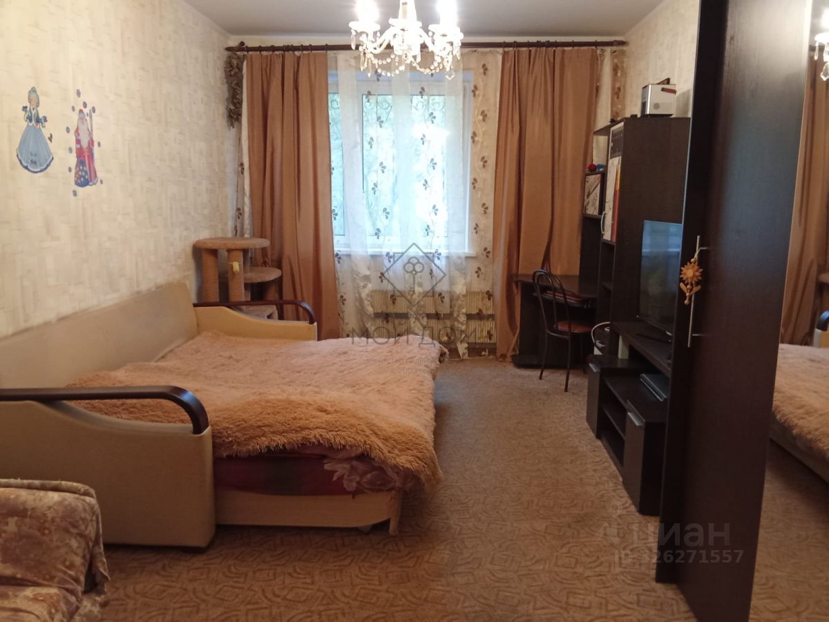 Продажа 3-комн квартиры на вторичном рынке Абрамцевская улица, 16Б