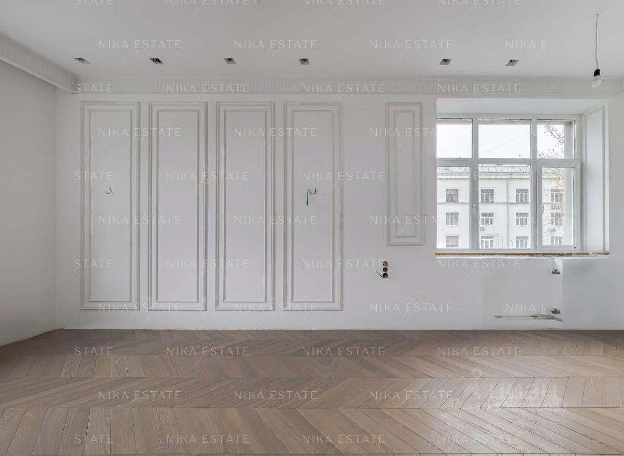 Продажа 2-комн квартиры на вторичном рынке Кутузовский проспект, 33