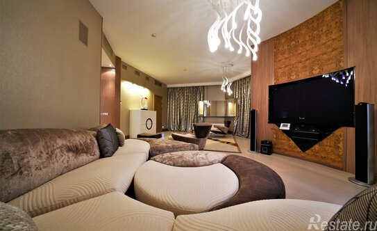 Продажа 4-комн квартиры на вторичном рынке Эсперова улица,  д. 1