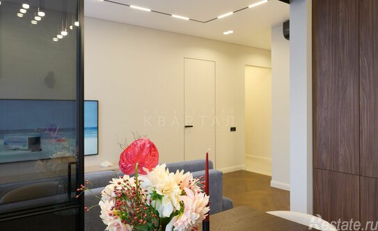 Продажа 2-комн квартиры на вторичном рынке Ломоносовский пр-кт