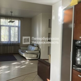 Продажа 3-комн квартиры на вторичном рынке Школьная улица