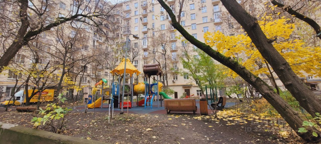 Продажа 3-комн квартиры на вторичном рынке улица Каретный Ряд, 5/10С2