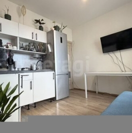 Продажа 3-комн квартиры на вторичном рынке Кораблестроителей ул,  д. 44,  к. 1