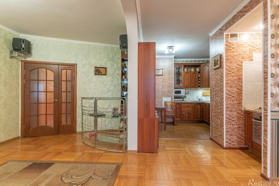 Продажа 4-комн квартиры на вторичном рынке Лыткарино, улица Степана Степанова, 4