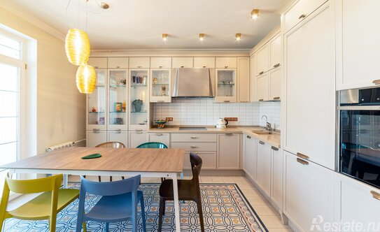 Продажа 2-комн квартиры на вторичном рынке улица Мельникова,  д. 3 к5