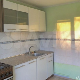 Продажа 1-комн квартиры на вторичном рынке улица Бурцева,  д. 19