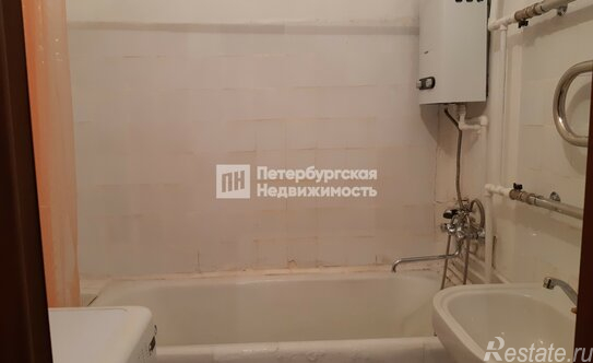 Продажа 2-комн квартиры на вторичном рынке Новолитовская улица,  д. 11