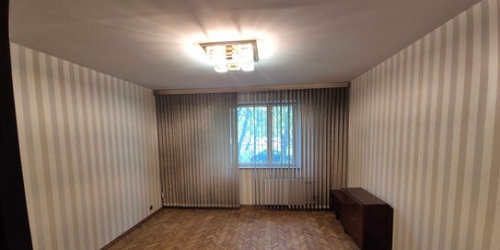 4-комн квартира улица Молостовых,  д. 5