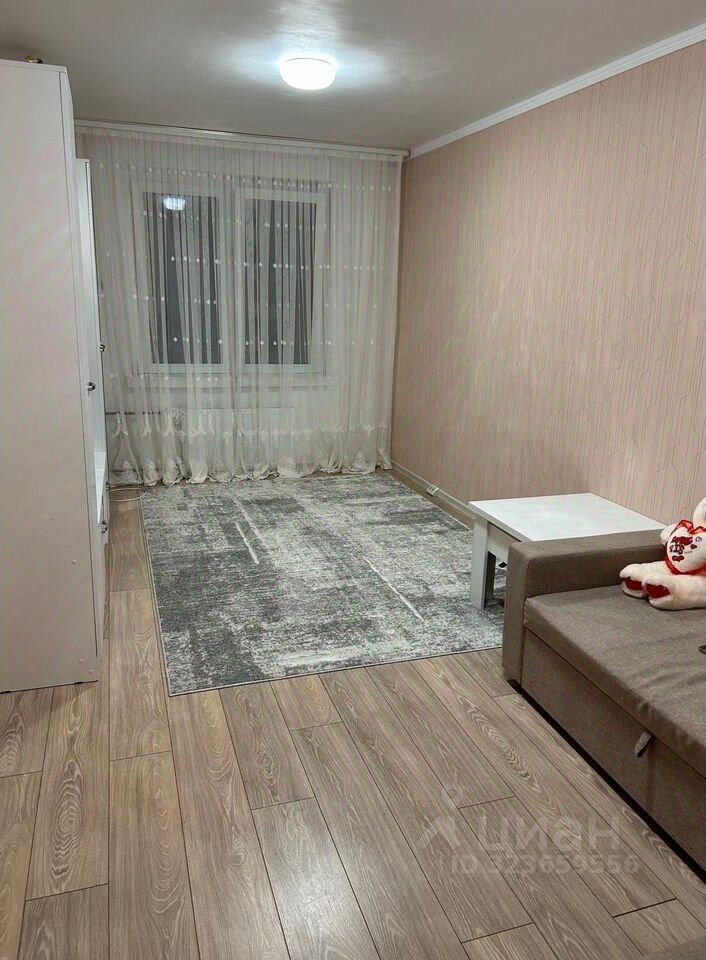 Продажа 2-комн квартиры на вторичном рынке пос. Шушары, Московское шоссе, 256к3