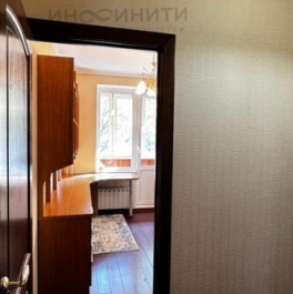 Продажа 4-комн квартиры на вторичном рынке Профсоюзная ул,  д. 99