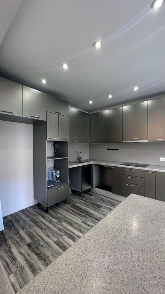 Продажа 2-комн квартиры на вторичном рынке Нахабино пгт, улица Белобородова, 8