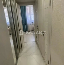 Продажа 1-комн квартиры на вторичном рынке Яхтенная ул,  д. 31