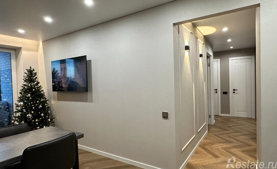 Продажа 2-комн квартиры на вторичном рынке Уездный проспект,  д. 11 с1