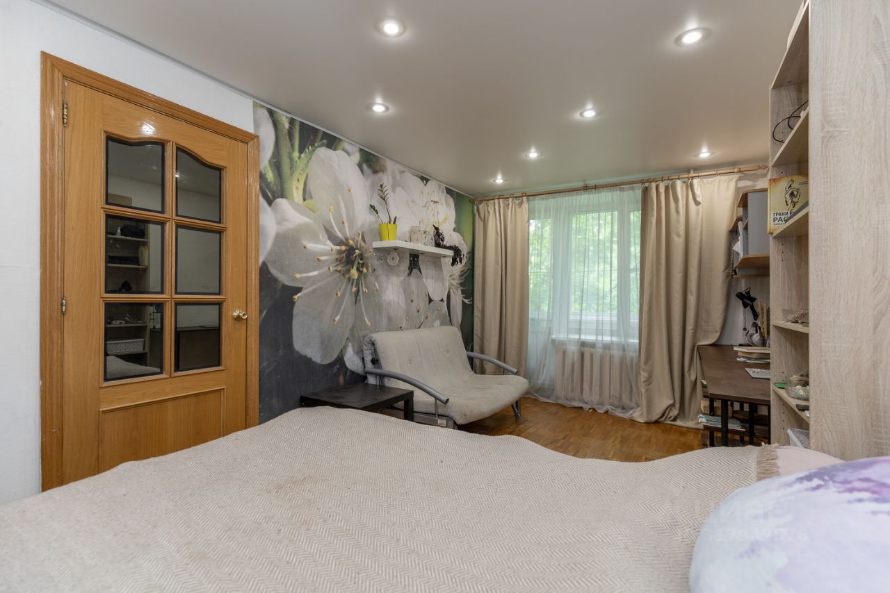 Продажа 1-комн квартиры на вторичном рынке Байкальская улица, 43