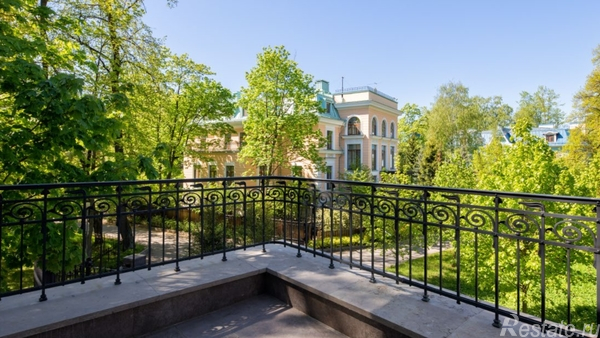 Продажа дома Реки Малой Невки наб,  д. 33а