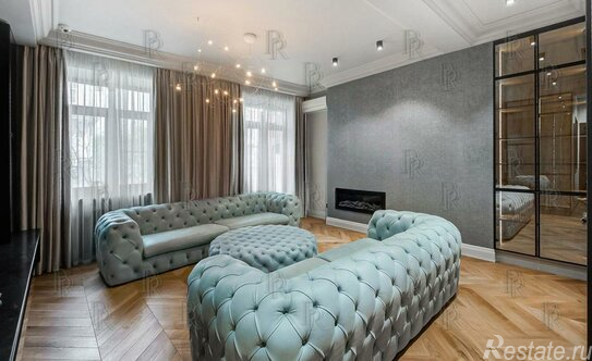 Продажа 3-комн квартиры на вторичном рынке Бронная Б. ул,  д. 8