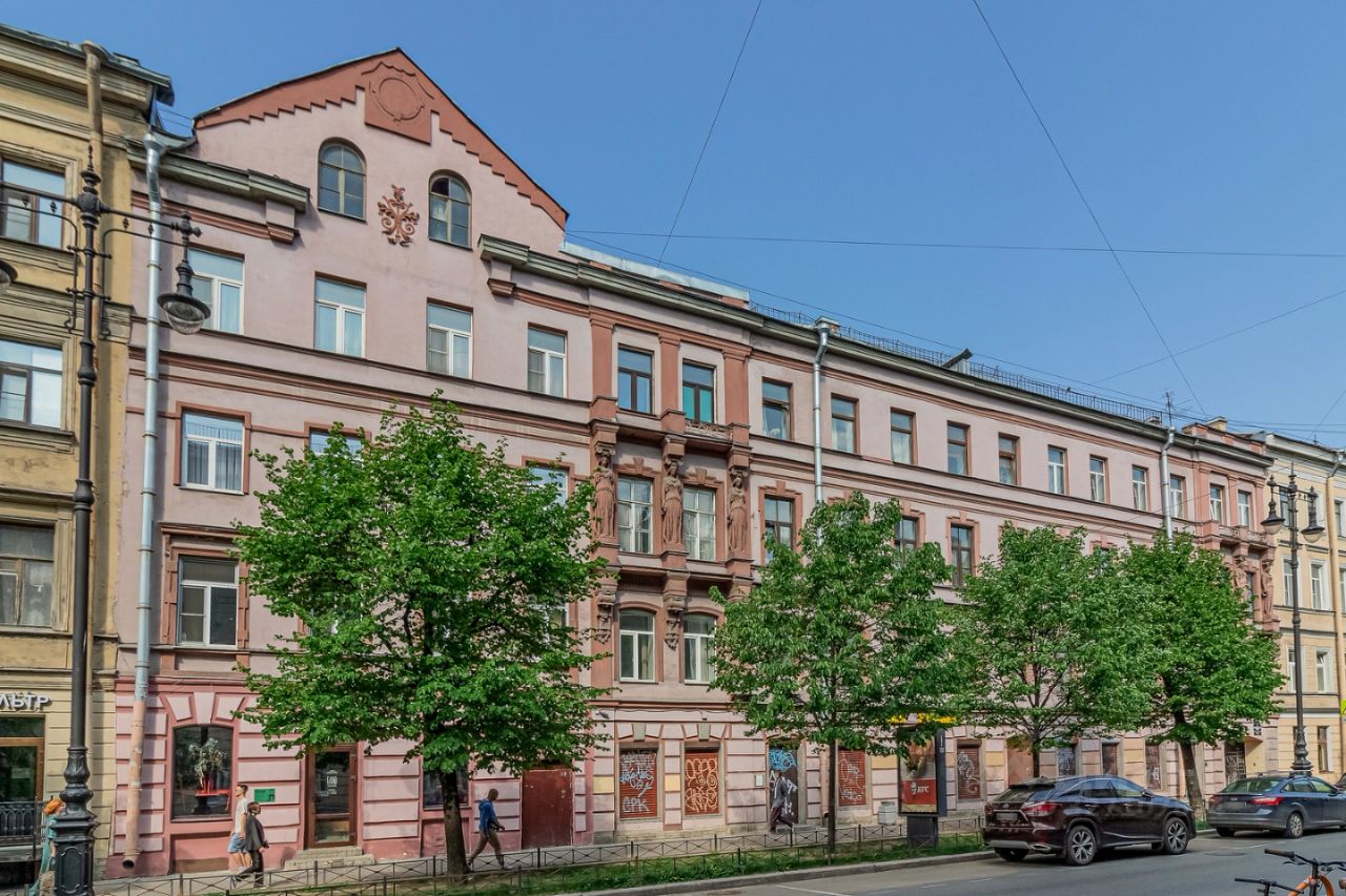 Продажа 2-комн квартиры на вторичном рынке улица Маяковского,  д. 18