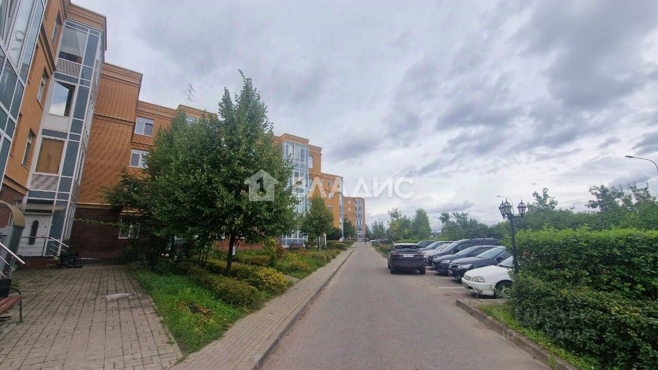 Аренда 3-комн квартиры на вторичном рынке Заречье пгт, улица Тихая, 26к4