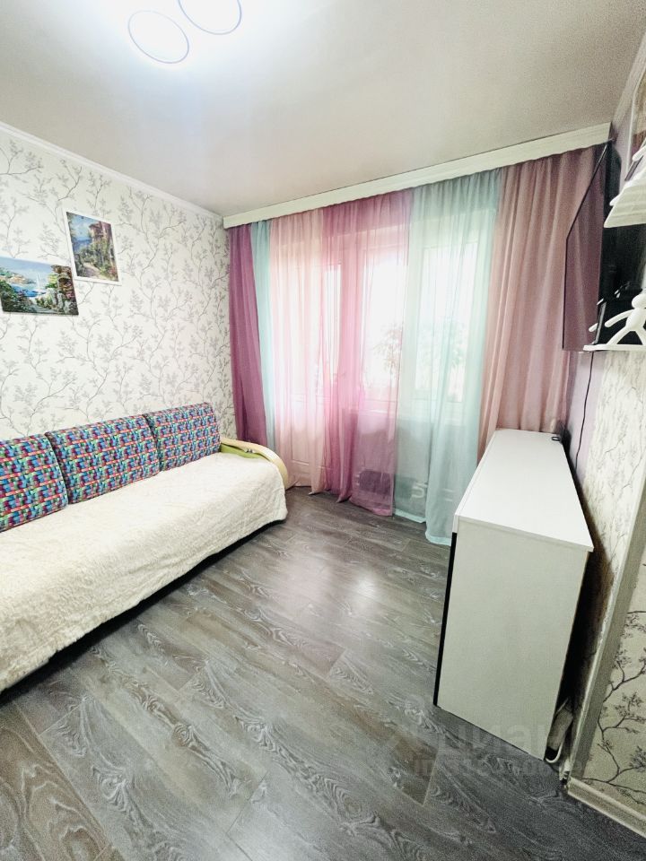 Продажа 2-комн квартиры на вторичном рынке Производственная улица, 5