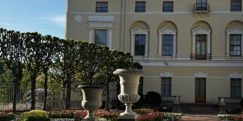 2-комн квартира Павловск, Лебединая улица, 1