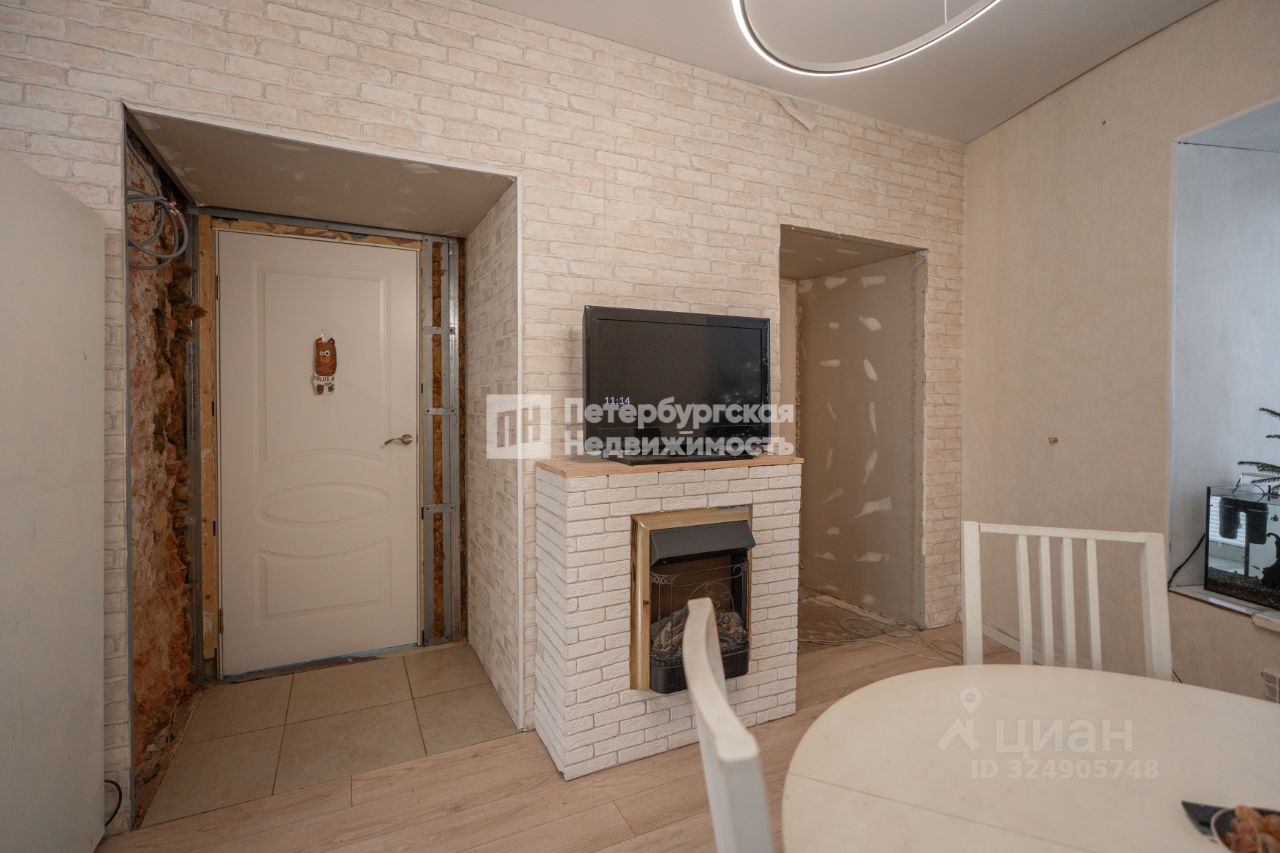 Продажа 4-комн квартиры на вторичном рынке проспект Бакунина, 29