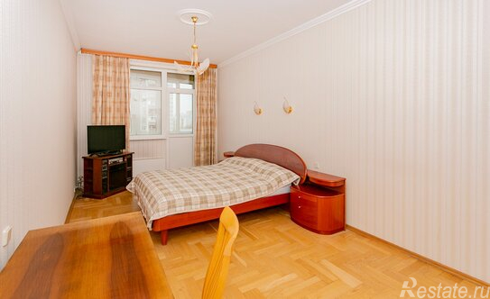 Продажа 3-комн квартиры на вторичном рынке Ельнинская улица,  д. 11 к3