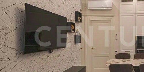 3-комн квартира улица Паршина, 10