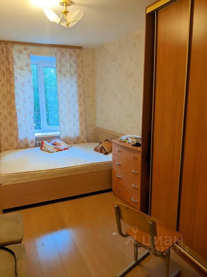 Аренда 3-комн квартиры на вторичном рынке проспект Тореза, 40К4