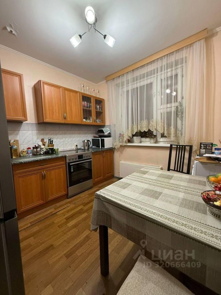 Продажа 3-комн квартиры на вторичном рынке Липецкая улица, 34/25