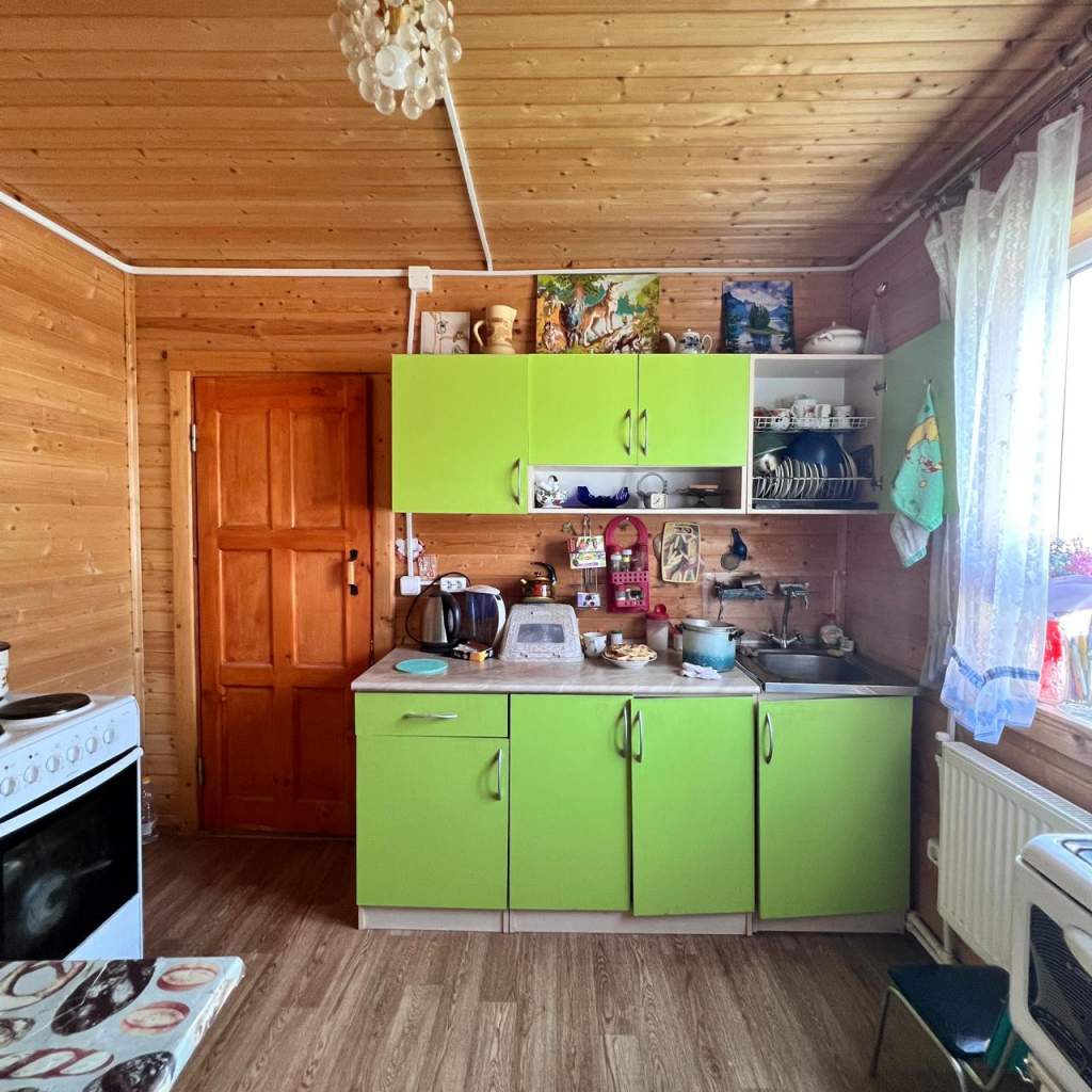 Продажа 2-комн квартиры на вторичном рынке Любучаны, Спортивная, 13