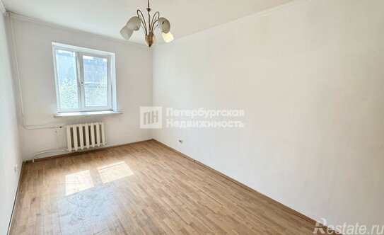 Продажа 2-комн квартиры на вторичном рынке Шлиссельбургский пр-кт,  д. 24 к1