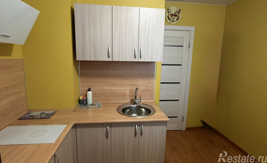 Продажа 1-комн квартиры на вторичном рынке Октябрьская улица