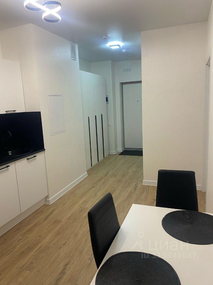 Аренда 1-комн квартиры на вторичном рынке улица 3-я Нововатутинская, 15к1