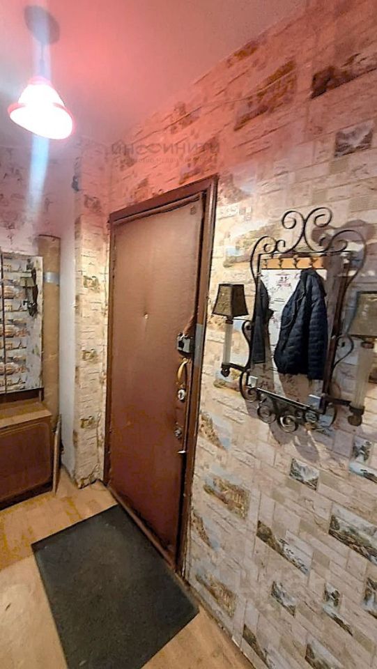 Продажа 1-комн квартиры на вторичном рынке Петрозаводская улица, 15К3