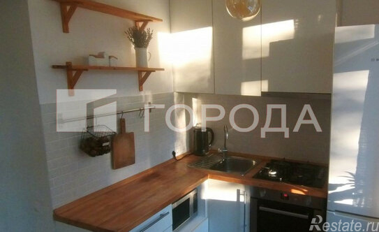 Продажа 2-комн квартиры на вторичном рынке Фортунатовская улица,  д. 18