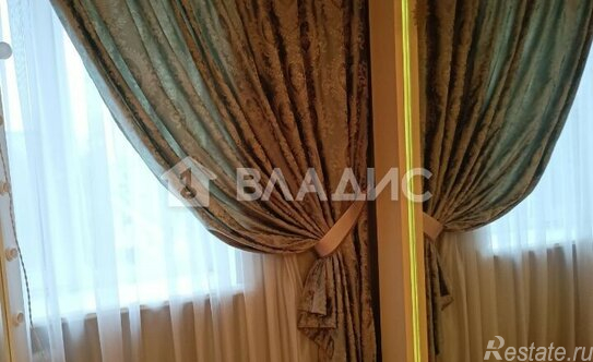 Продажа 3-комн квартиры на вторичном рынке Игральная улица,  д. 6 к1