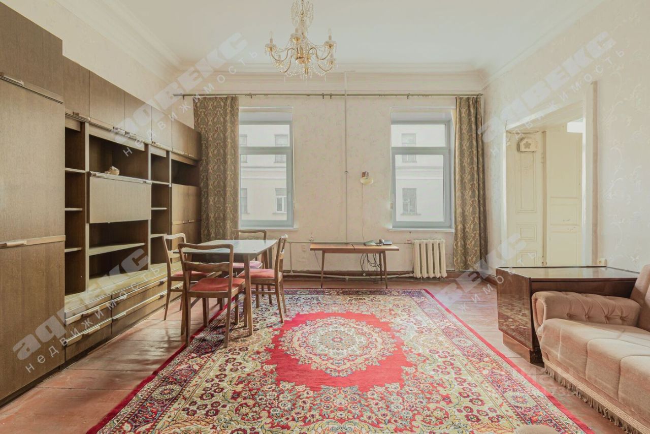 Продажа 3-комн квартиры на вторичном рынке Гороховая улица, 46