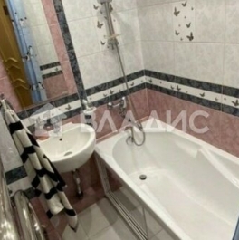 Продажа 1-комн квартиры на вторичном рынке Витебский пр-кт,  д. 53 к4