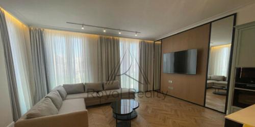 4-комн квартира Крестовский проспект,  д. 12