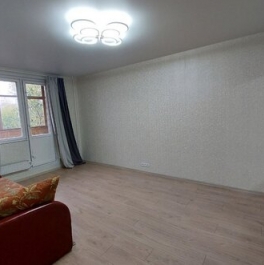 Продажа 2-комн квартиры на вторичном рынке ул Маршала Голованова,  д. 14