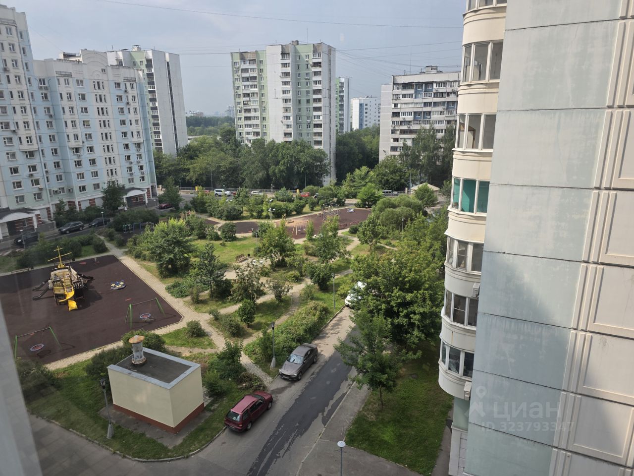 Продажа 2-комн квартиры на вторичном рынке Заповедная улица, 18к4