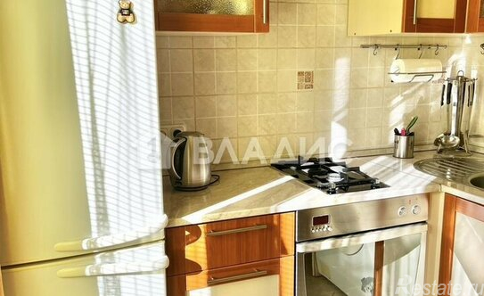 Продажа 2-комн квартиры на вторичном рынке проспект Мечникова,  д. 7