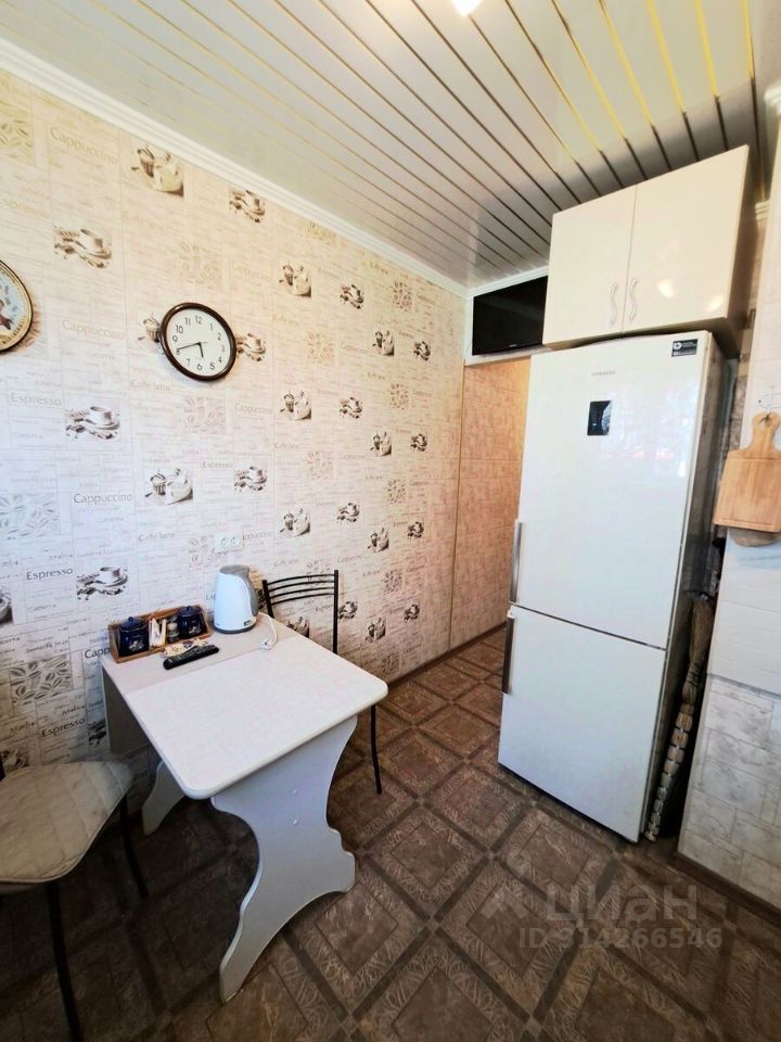 Продажа 1-комн квартиры на вторичном рынке улица Костюшко, 10