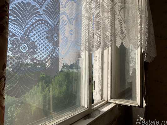 Продажа 2-комн квартиры на вторичном рынке Соловьиный проезд,  д. 2
