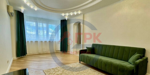 3-комн квартира ул Кашёнкин Луг,  д. 8,  к. 3