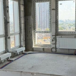 Продажа 3-комн квартиры на вторичном рынке Новоостаповская улица,  д. 20