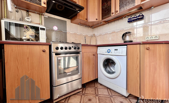 Аренда 2-комн квартиры на вторичном рынке ул Лужская,  д. 4,  к. 1